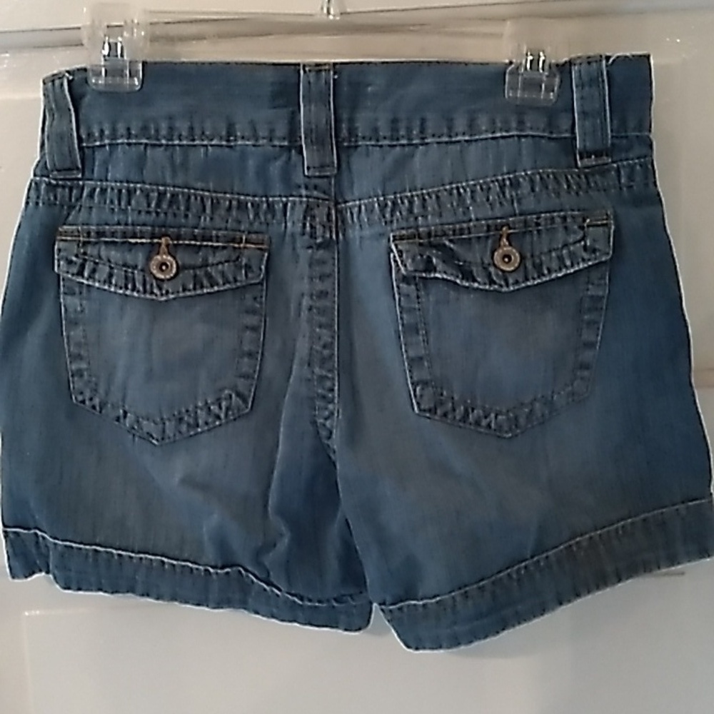 Old Navy 8 denim jeans shorts - Picture 3 of 4